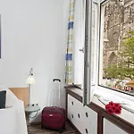 Lorenz Zentral Szálloda 2*