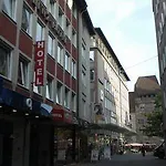 Szálloda Lorenz Zentral Nürnberg