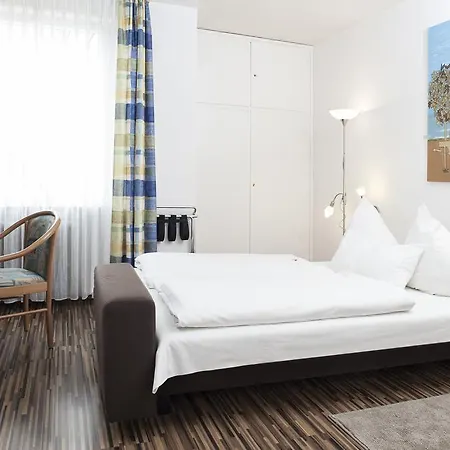 Lorenz Zentral 2* Nuremberg