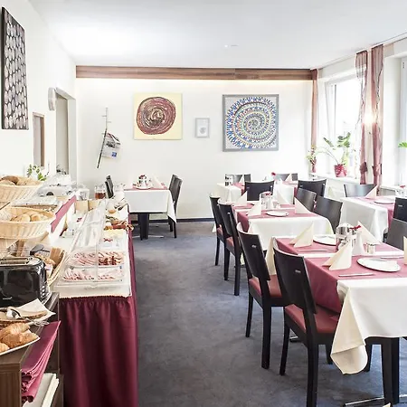 Lorenz Zentral 2* Nuremberg