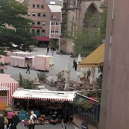 Lorenz Zentral ホテル