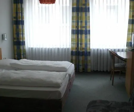 Lorenz Zentral 2* Nürnberg